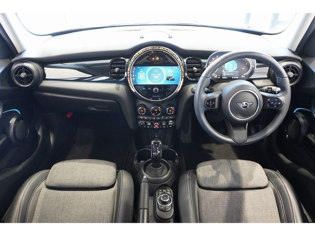 MINI COOPER D 5DOOR