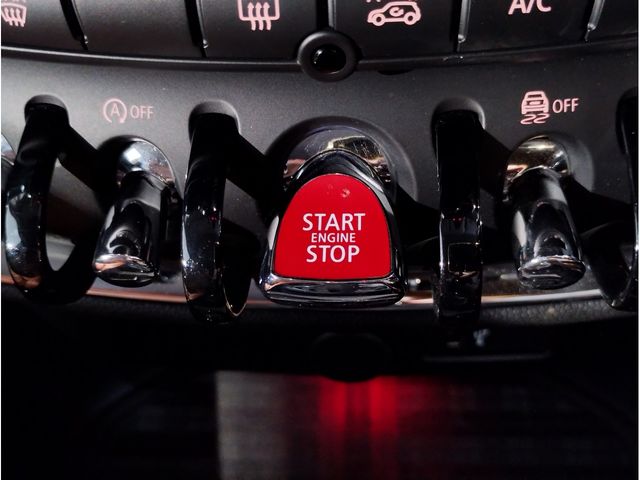 MINI COOPER SD CLUBMAN