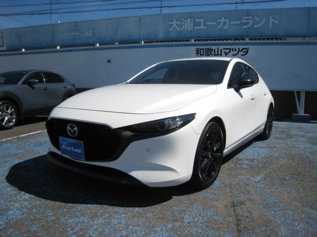 MAZDA3 FASTBACK
