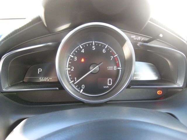 MAZDA2