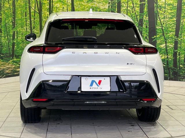 CROWN SPORT