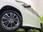 VOXY HYBRID 4WD