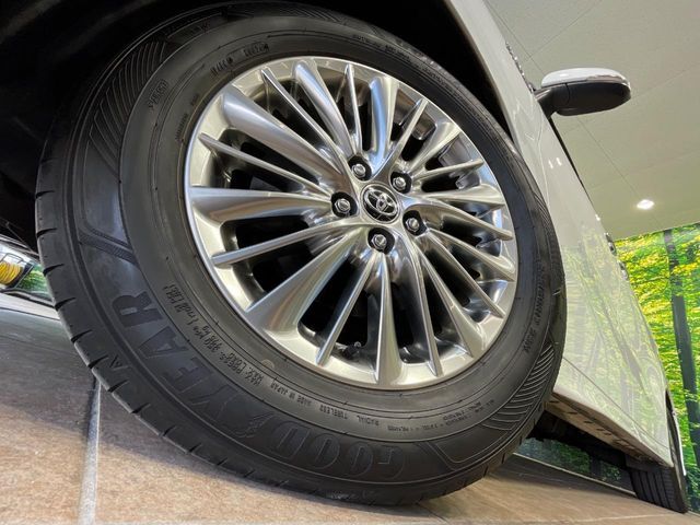 ALPHARD hybrid 4WD