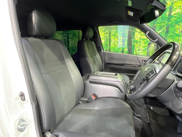 HIACE van 4WD