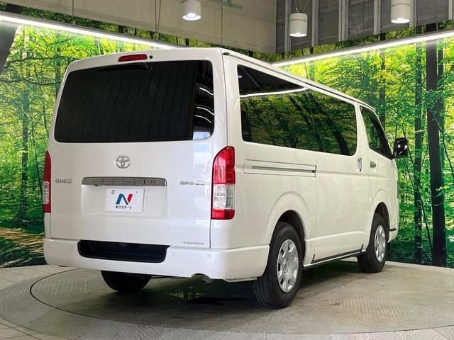 HIACE van 4WD