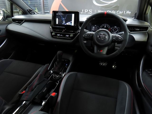 GR COROLLA