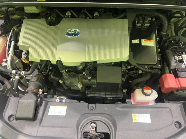 PRIUS 4WD