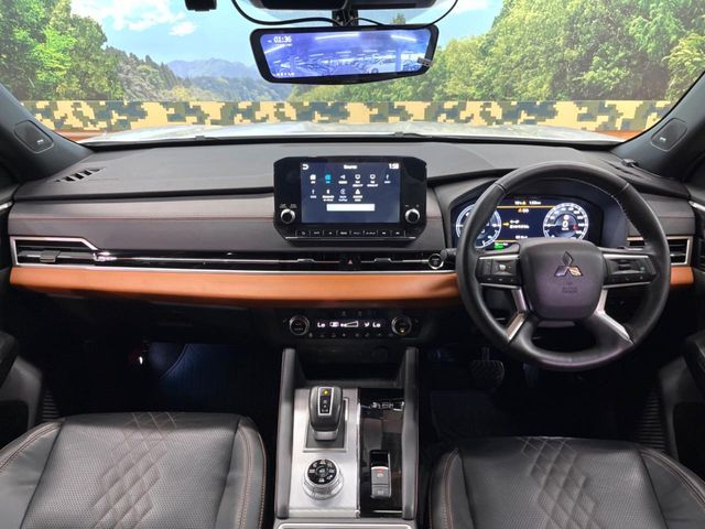 OUTLANDER PHEV