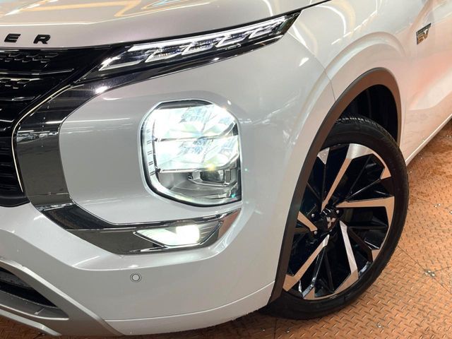 OUTLANDER PHEV