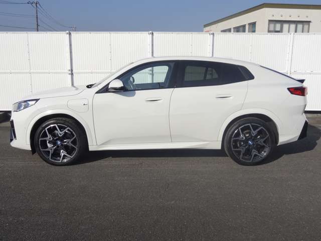 BMW iX2