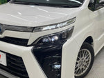 VOXY HYBRID