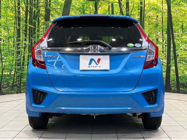 FIT HYBRID