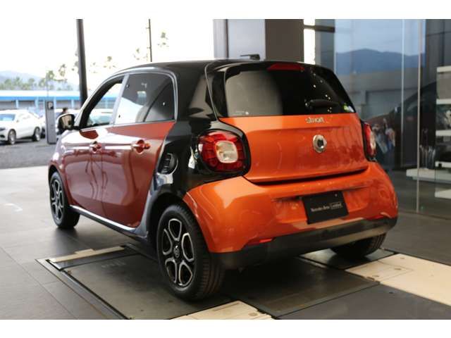 SMART FORFOUR