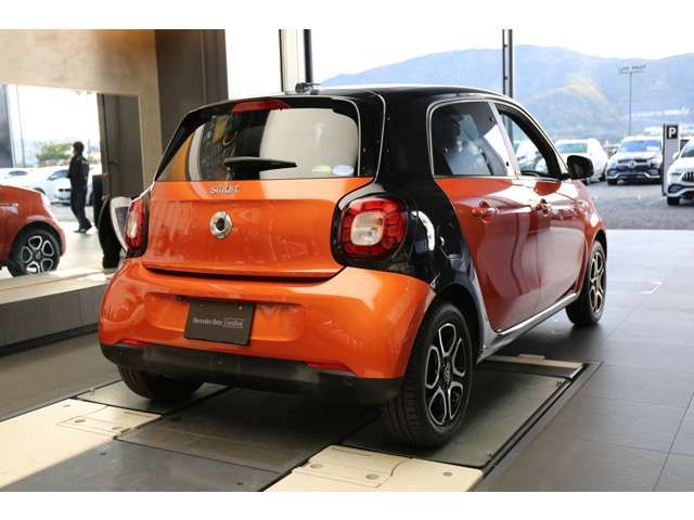 SMART FORFOUR