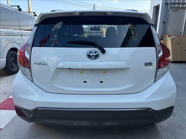 AQUA