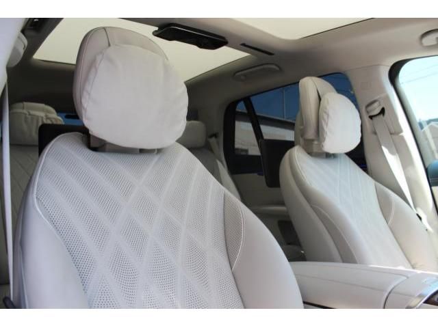 MERCEDES BENZ EQS SUV