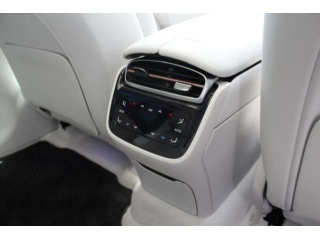MERCEDES BENZ EQS SUV