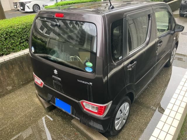 WAGON R