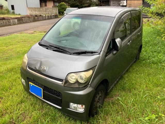 MOVE CUSTOM 4WD