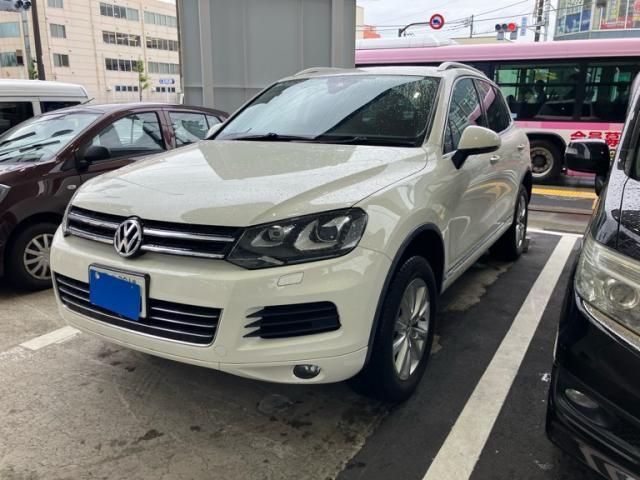 VOLKSWAGEN TOUAREG