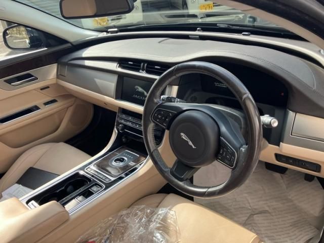 JAGUAR XFseries