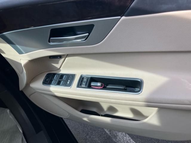 JAGUAR XFseries