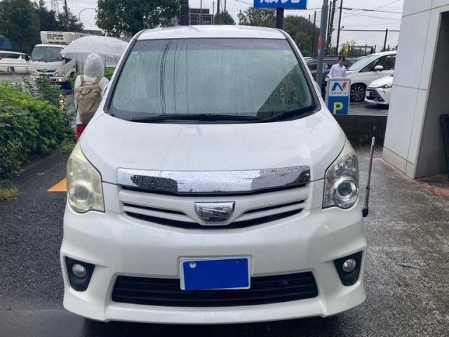 NOAH 4WD