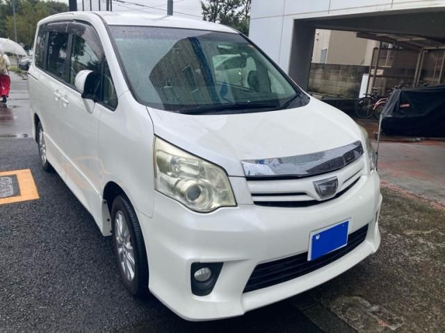 NOAH 4WD