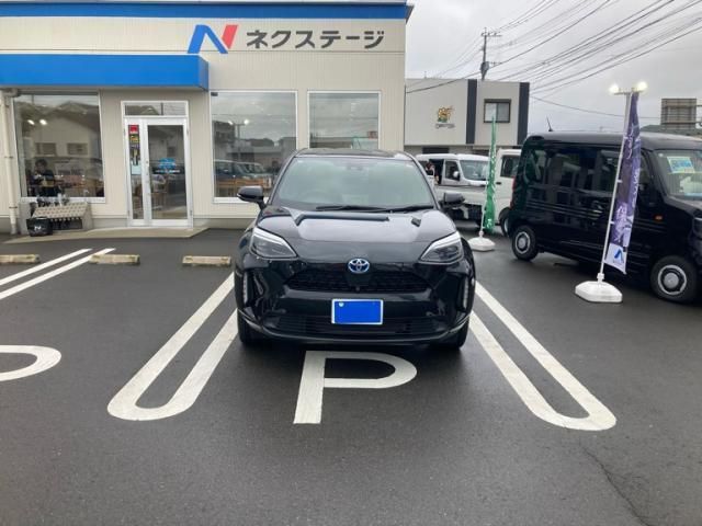 YARIS CROSS HYBRID