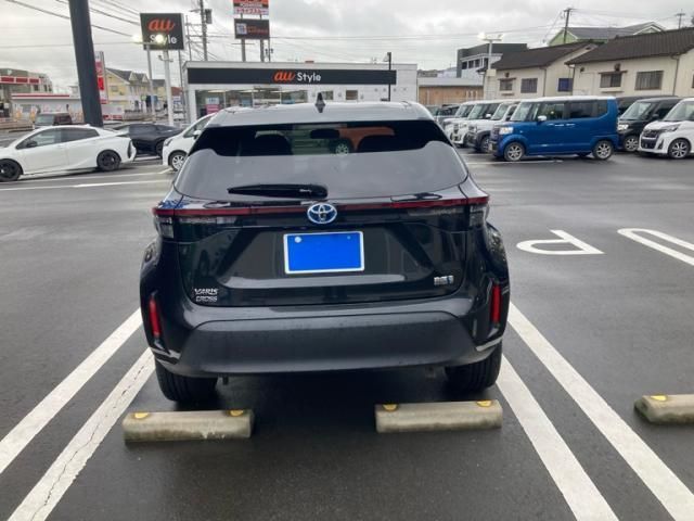 YARIS CROSS HYBRID