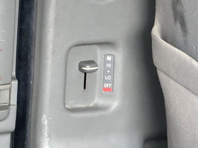 HIACE van 2WD