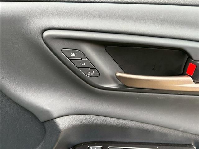 CROWN SPORT