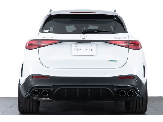 MERCEDES AMG GLCclass