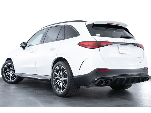 MERCEDES AMG GLCclass