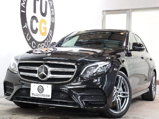 MERCEDES BENZ E class sedan
