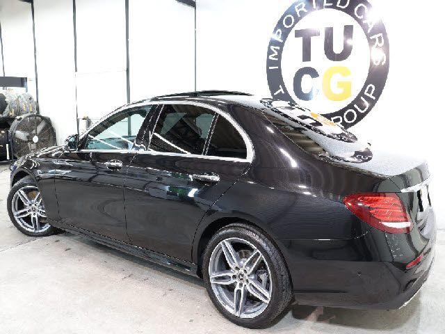 MERCEDES BENZ E class sedan