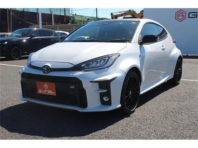 GR YARIS