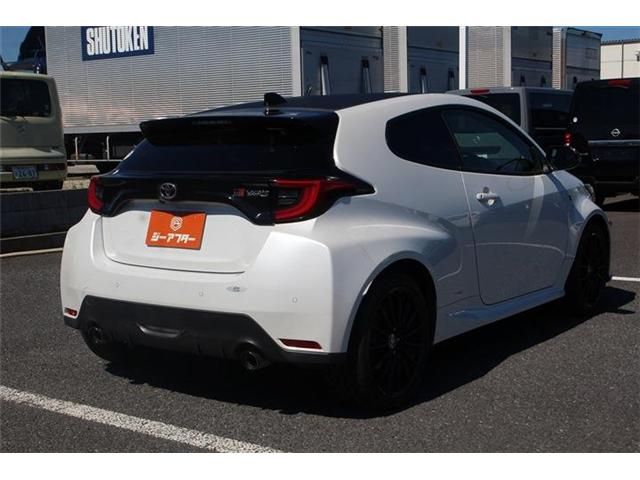 GR YARIS