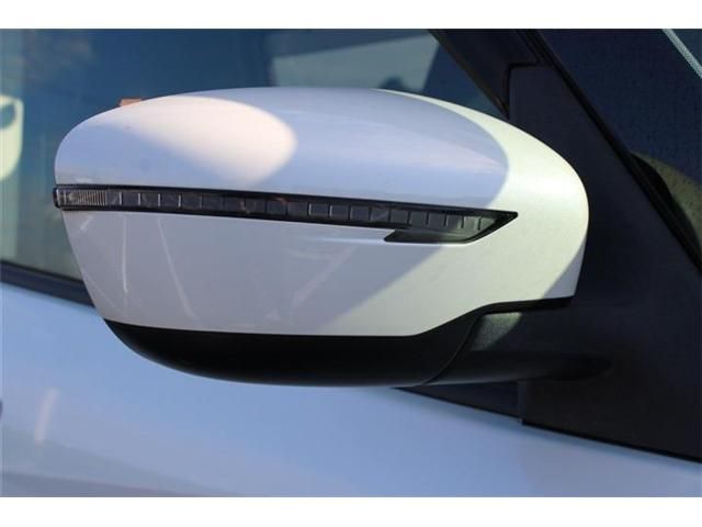 SERENA  S-HYBRID 4WD