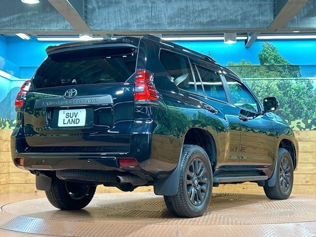 LANDCRUISER PRADO