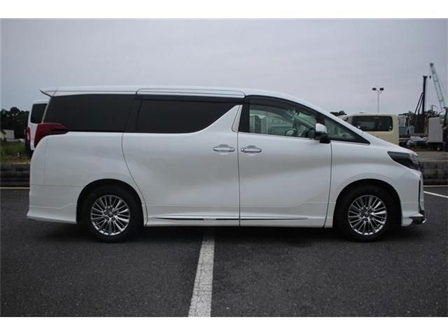 ALPHARD hybrid 4WD