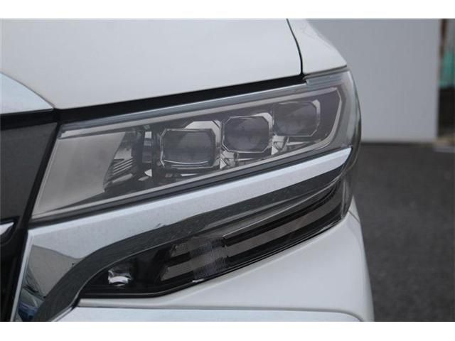 ALPHARD hybrid 4WD