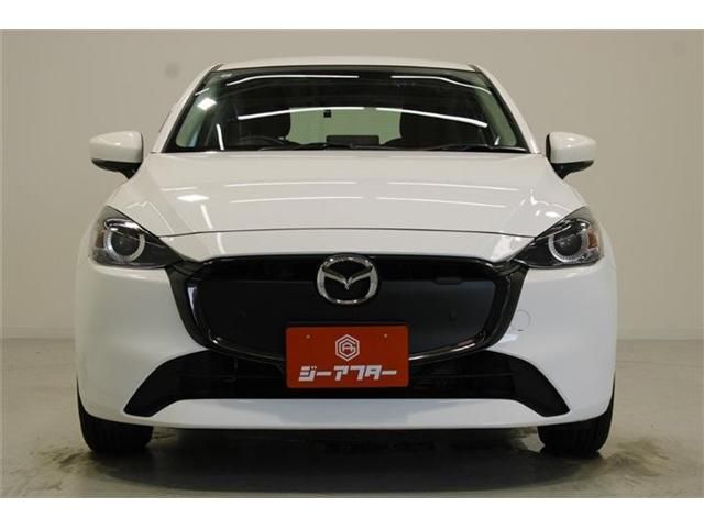 MAZDA2