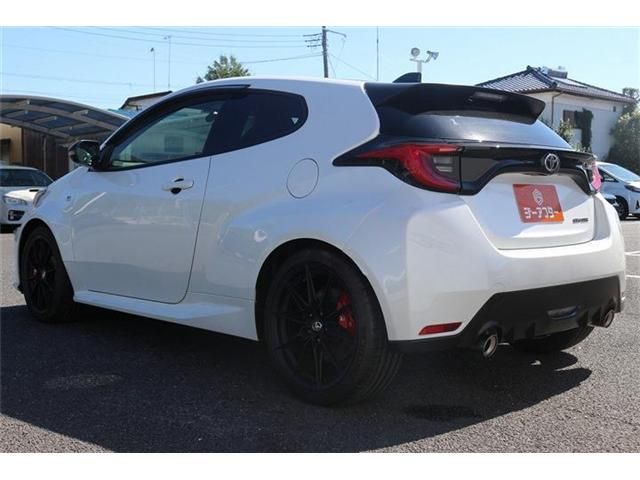 GR YARIS