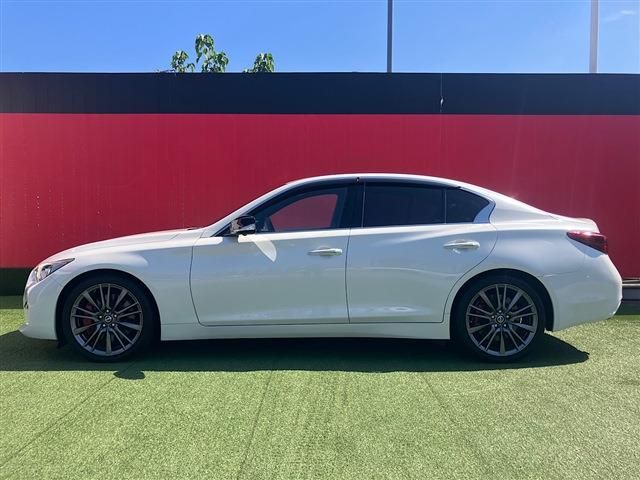 SKYLINE