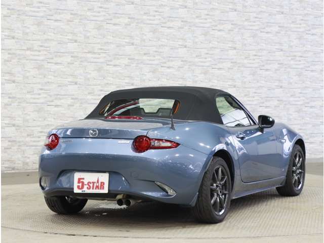 ROADSTER