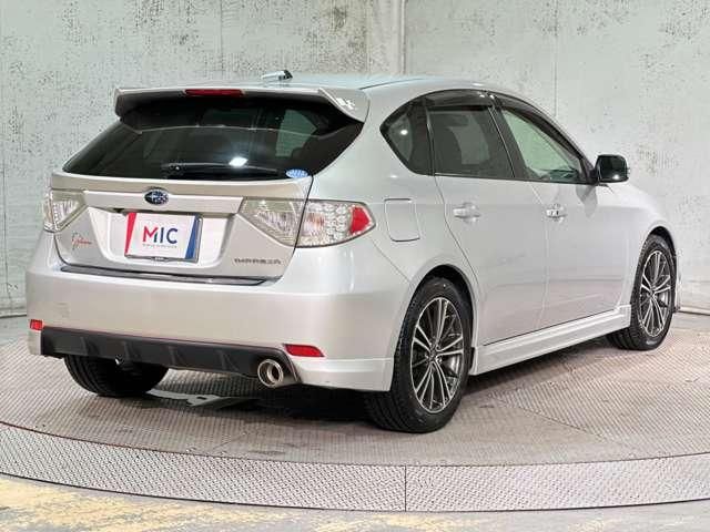 IMPREZA 5Door