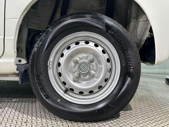 N-VAN