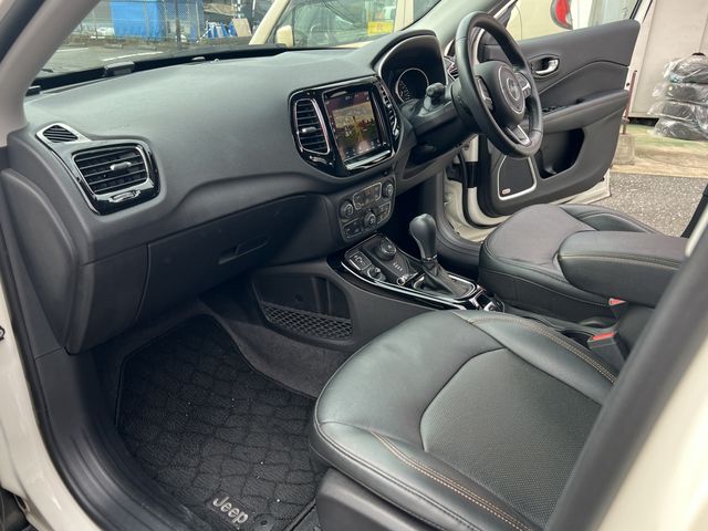 JEEP COMPASS 4WD