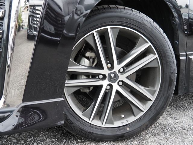 VELLFIRE  HYBRID 4WD